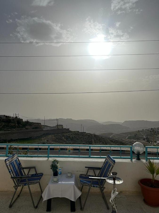 Petra Pass Hostel Wadi Musa Eksteriør bilde